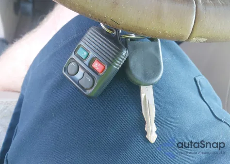 2004 Ford Expedition Eddie Bauer from USA, damaged, VIN 1FMEU17W64LA87817